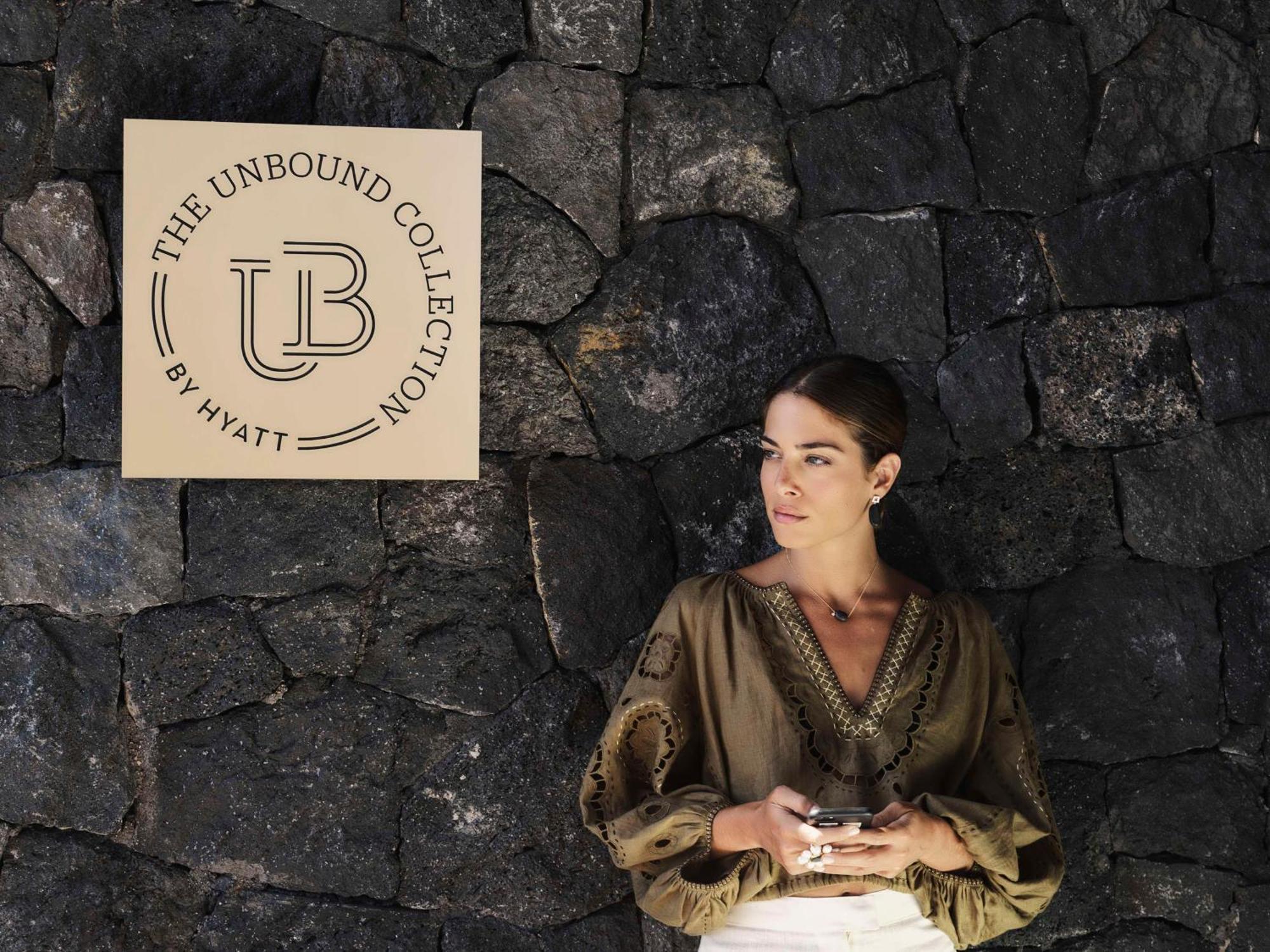 Magma Resort Santorini, In The Unbound Collection By Hyatt Vourvoúlos 외부 사진